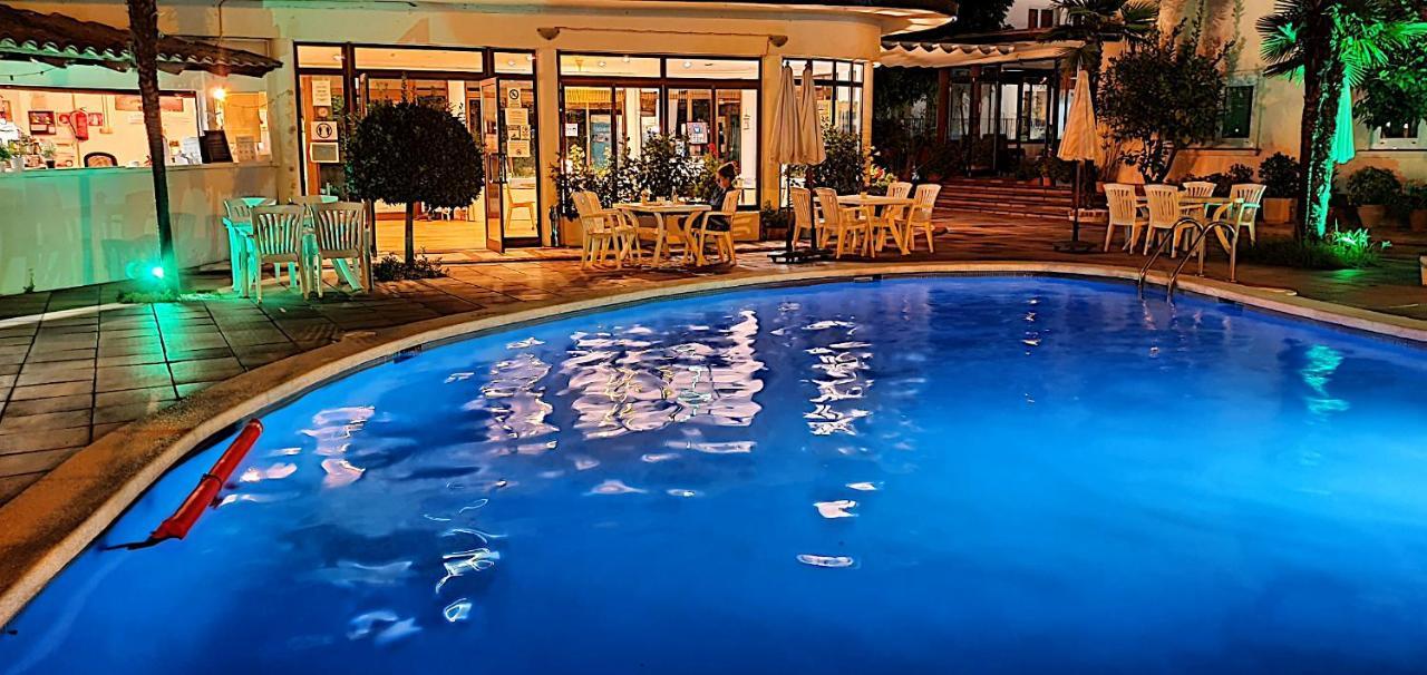 Hotel Mireia Lloret de Mar Buitenkant foto