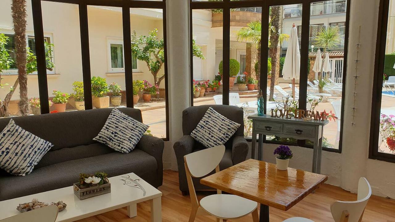 Hotel Mireia Lloret de Mar Buitenkant foto